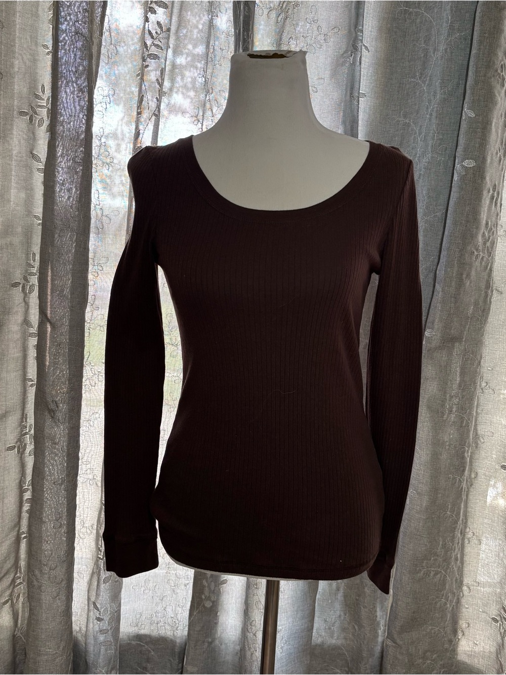 Energie Women's Dark Brown Ribbed Scoop Neck Long Sleeve Top
